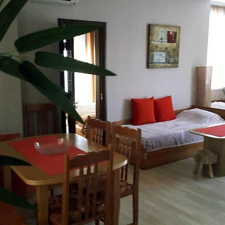 Apartment Larissa Pomorie Exterior foto